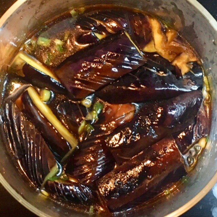フライパンで簡単!黒酢でさっぱり♪なすの揚げ浸し